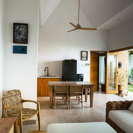 Puspa Ayu Villas & Apartments Kuta Lombok Exteriör bild