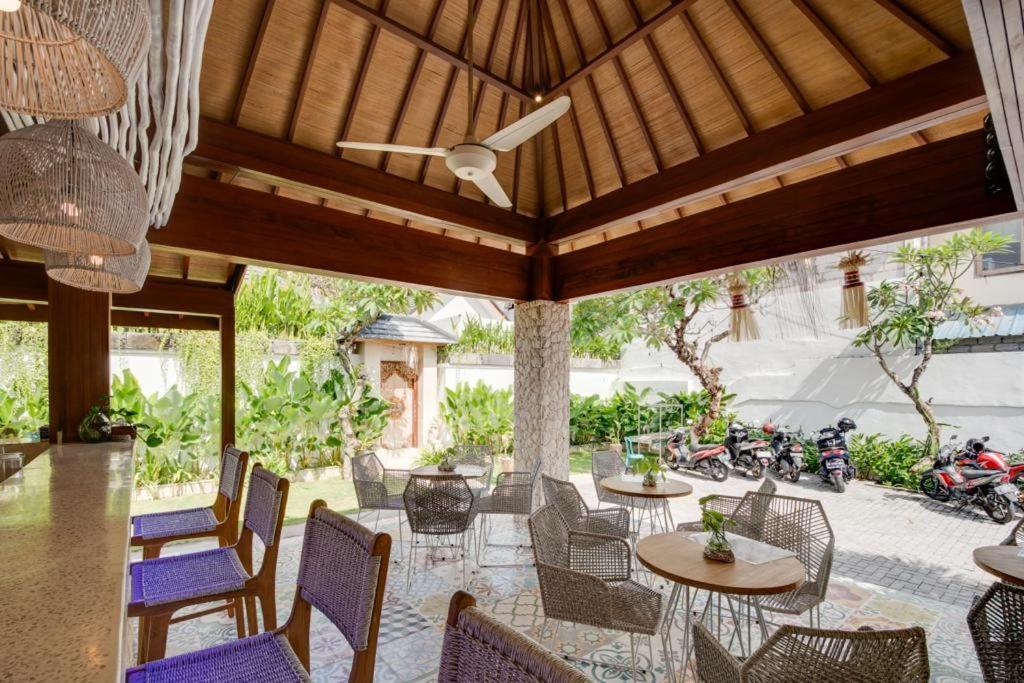 Puspa Ayu Villas & Apartments Kuta Lombok Exteriör bild